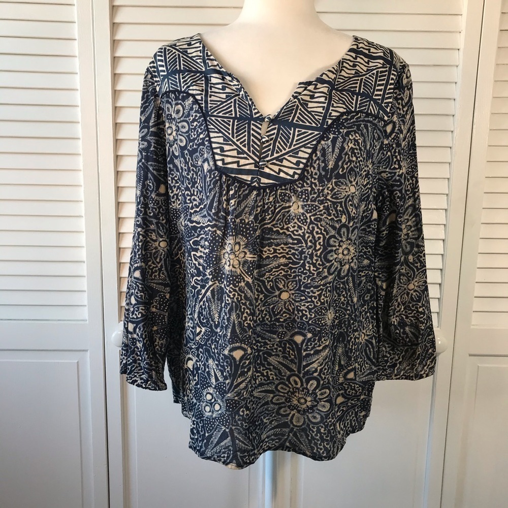 2/$25 LUCKY BRAND Blue Long Sleeve Blouse Size Large